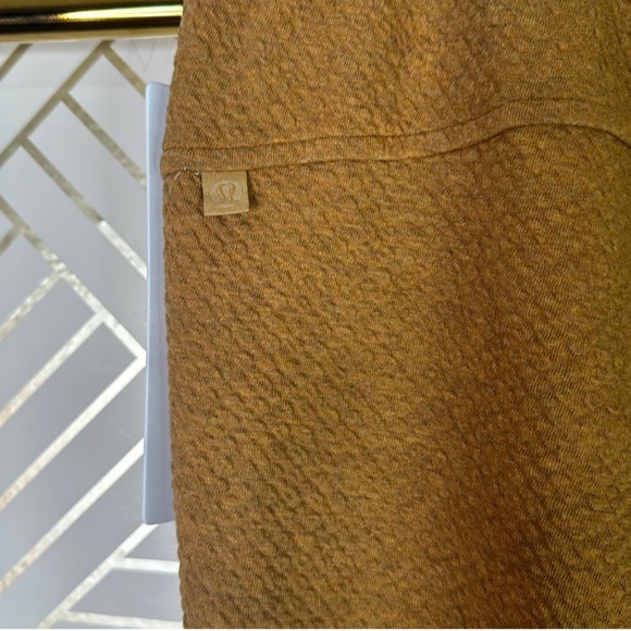 NWT- Lululemon Warm down mid-rise jogger (Heathered Spiced Bronze/White) - Picture 8 of 11